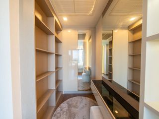 Продажа 2 спальни кондо в Кхлонг Тоеи, Бангкок