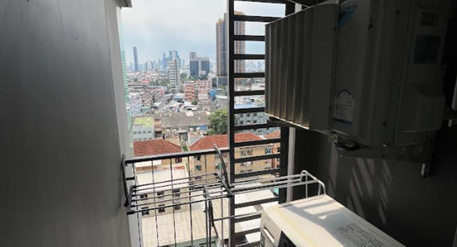 For sale 1 bed condo in Watthana, Bangkok