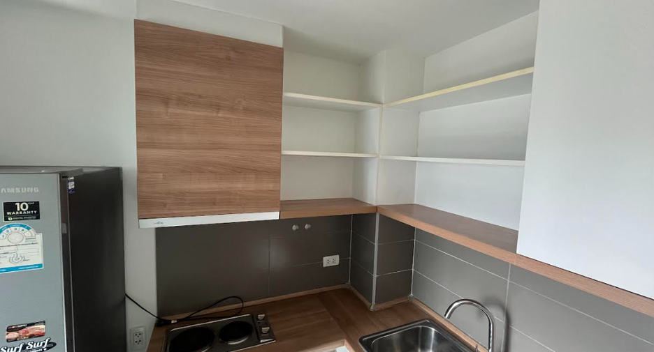 For sale 1 bed condo in Watthana, Bangkok