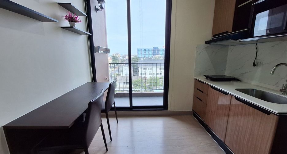 For rent 1 bed condo in Mueang Samut Prakan, Samut Prakan