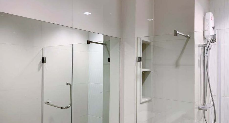 For rent 1 bed condo in Huai Khwang, Bangkok