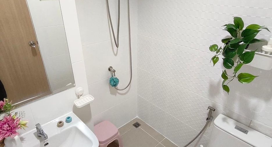 For rent 1 bed condo in Mueang Samut Prakan, Samut Prakan