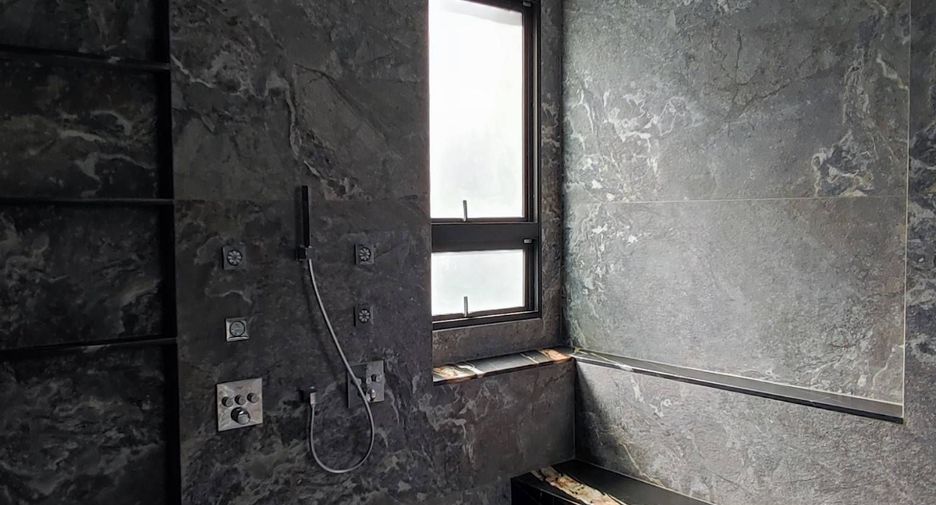 出售 4 卧室 独立屋 在 Bang Kapi, 曼谷