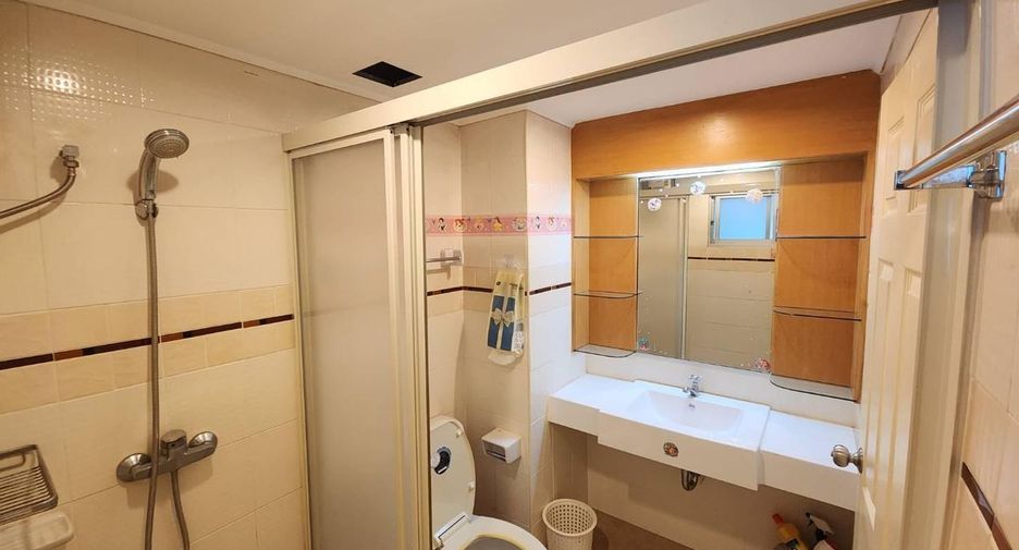 For rent 1 bed condo in Suan Luang, Bangkok
