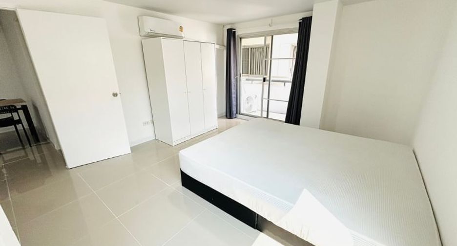 Condo en alquiler de 2 habitaciones en Khlong Toei, Bangkok