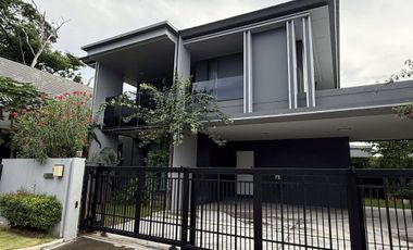 For rent 4 bedrooms house in Bang Kapi, Bangkok