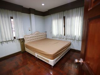 For rent 3 bedrooms house in Khan Na Yao, Bangkok