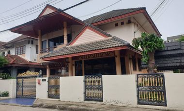 For rent 3 bedrooms house in Khan Na Yao, Bangkok