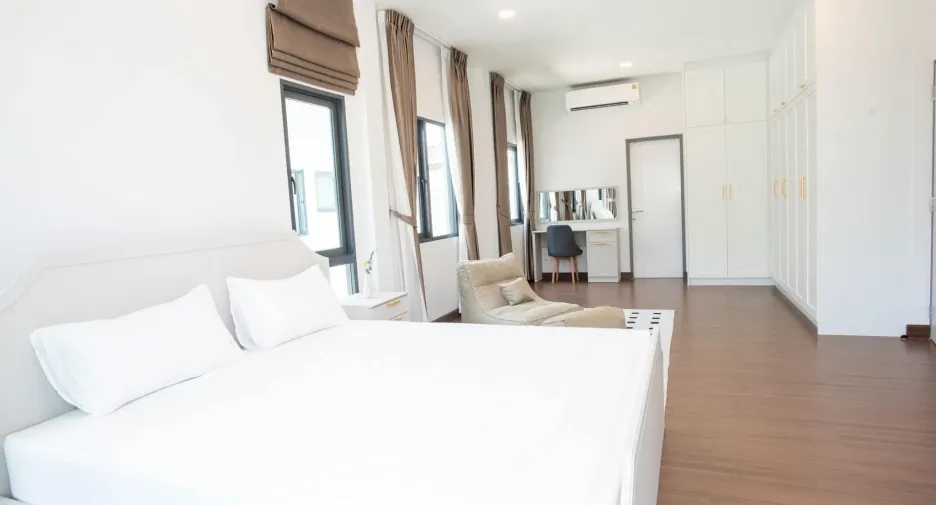 For rent 5 ベッドルーム house in Bang Phli, Samut Prakan