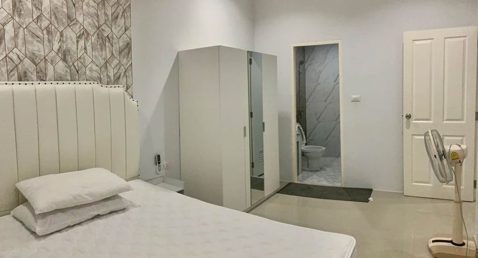 Haus zur Miete mit 2 Zimmer in Mueang Phuket, Phuket