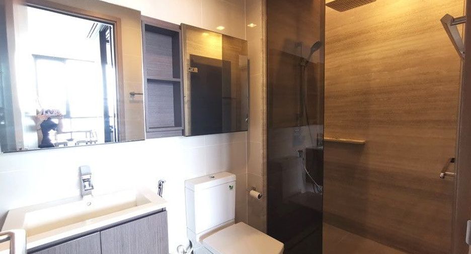 Condo en alquiler de 1 habitaciones en Khlong Toei, Bangkok