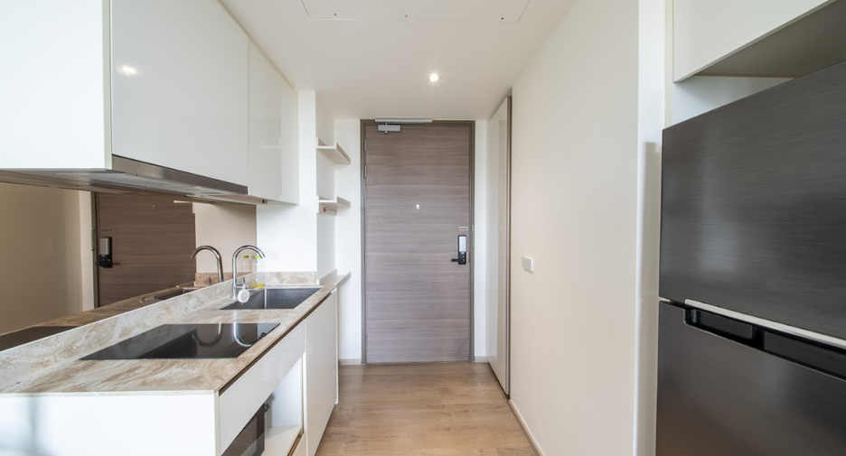 For sale 1 bed condo in Khlong Toei, Bangkok