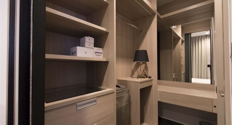 For rent 1 bed condo in Huai Khwang, Bangkok