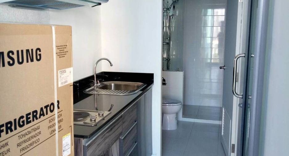 For rent 2 bedrooms condo in Mueang Samut Prakan, Samut Prakan
