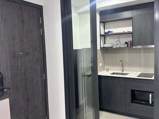 For rent 2 bedrooms condo in Huai Khwang, Bangkok