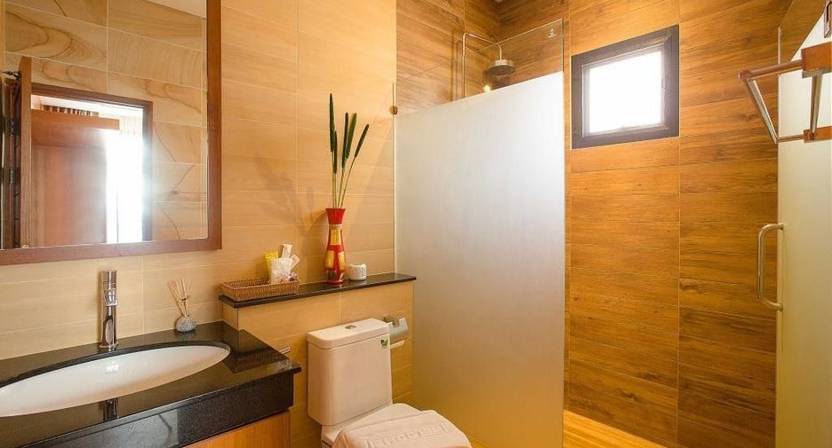 For rent 2 bedrooms villa in Mueang Phuket, Phuket