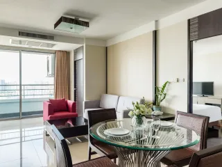 Apartment zur Miete mit 1 Zimmer in Khlong Toei, Bangkok