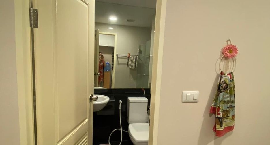 For sale 1 bed condo in Bang Phlat, Bangkok