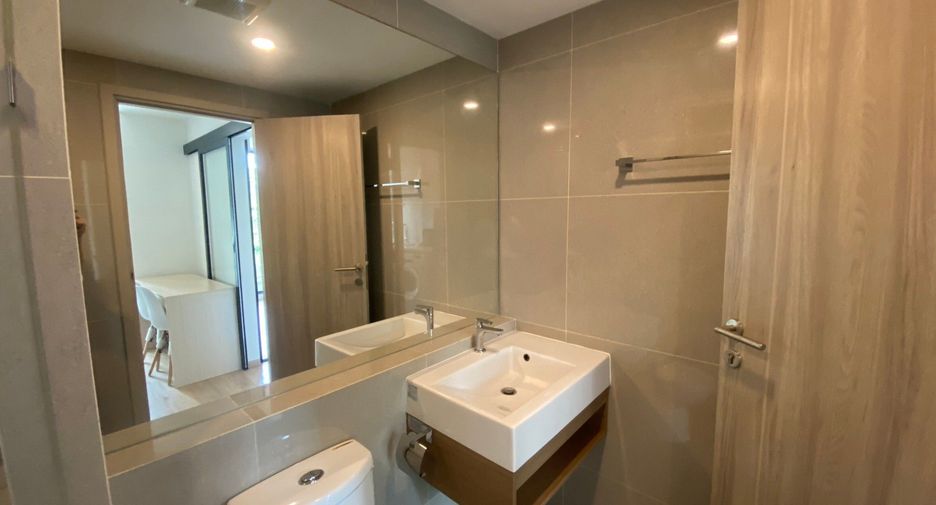 For rent 1 bed condo in Phra Khanong, Bangkok