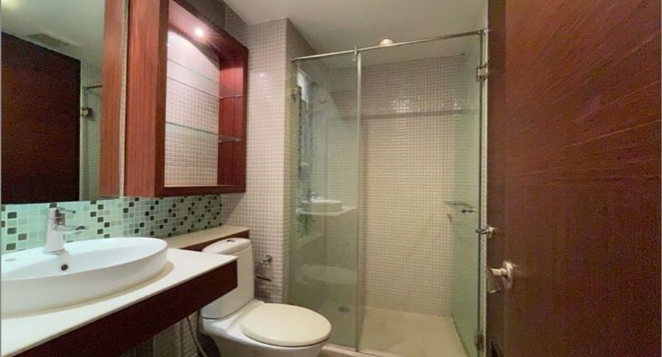 Condo en alquiler de 2 habitaciones en Watthana, Bangkok