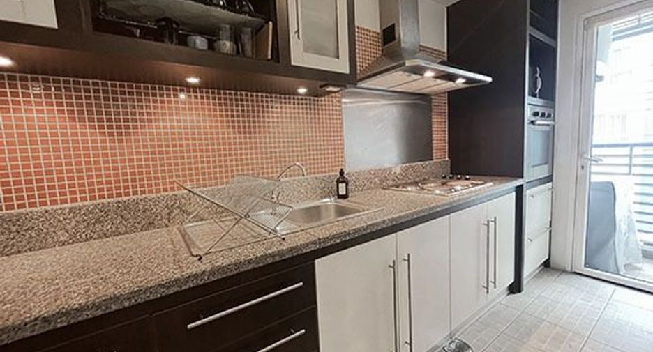 Condo en alquiler de 2 habitaciones en Watthana, Bangkok