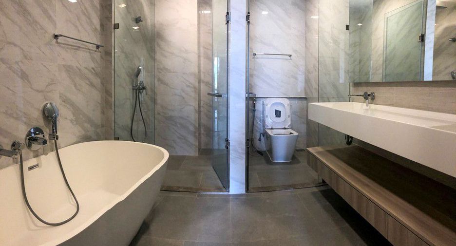 Condo en venta de 3 habitaciones en Watthana, Bangkok
