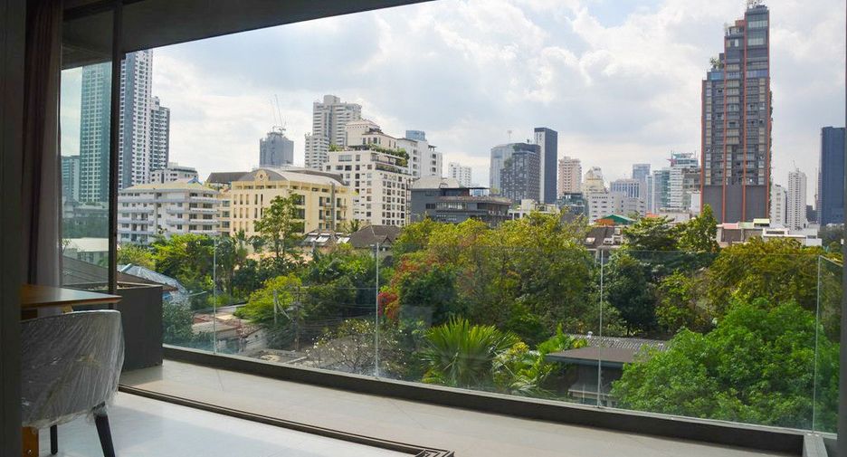 À vendre 3 chambres condo à Watthana, Bangkok