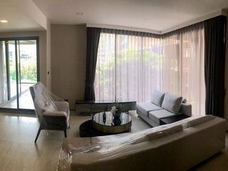 For sale 3 bedrooms condo in Watthana, Bangkok
