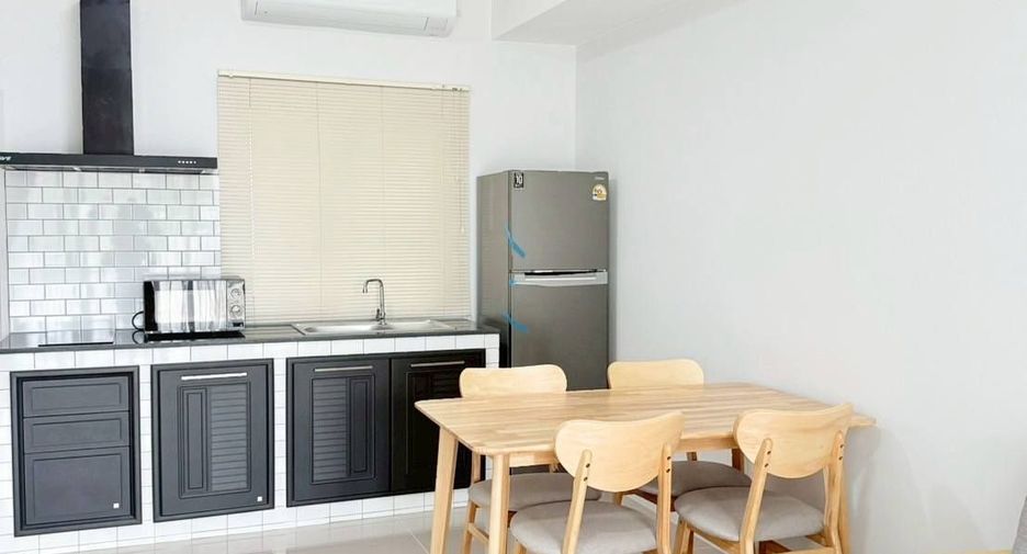 For rent 3 bedrooms townhouse in Bang Phli, Samut Prakan