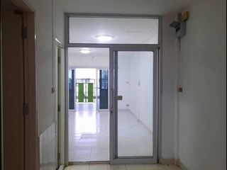 For rent 3 bedrooms townhouse in Bang Na, Bangkok