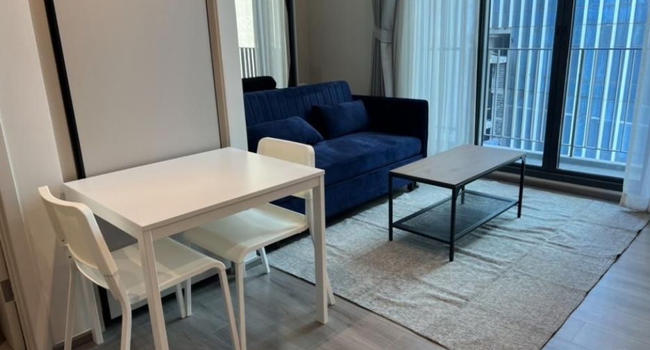 For rent 1 bed condo in Phaya Thai, Bangkok