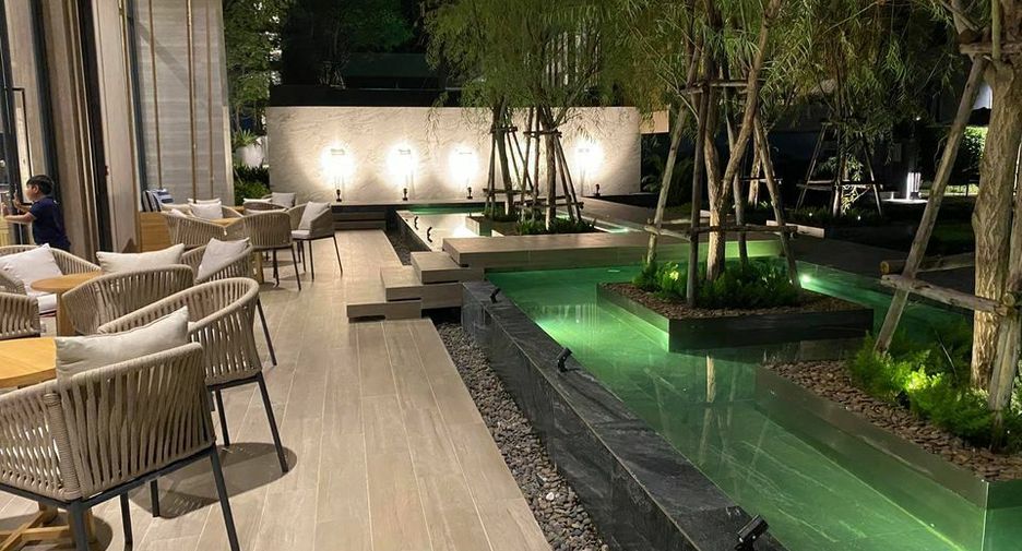 For rent and for sale 1 bed condo in Watthana, Bangkok