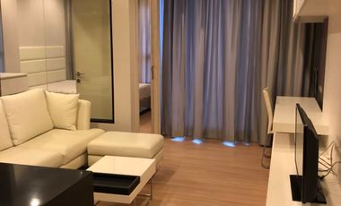 Condo en alquiler de 1 habitaciones en Khlong San, Bangkok