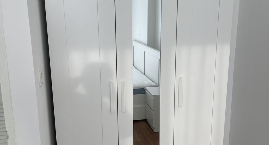 For rent 1 bed condo in Ratchathewi, Bangkok