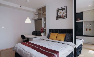 Wohnung zur Miete mit Studio in Watthana, Bangkok