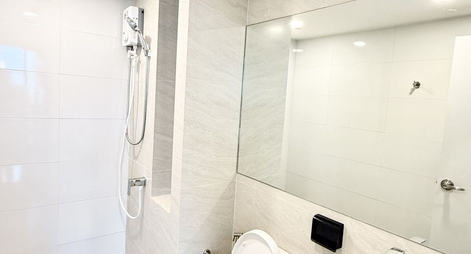 For rent 1 bed condo in Bang Khen, Bangkok