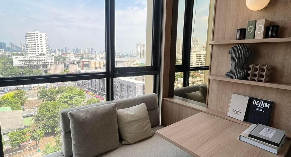 For sale 1 bed condo in Sathon, Bangkok