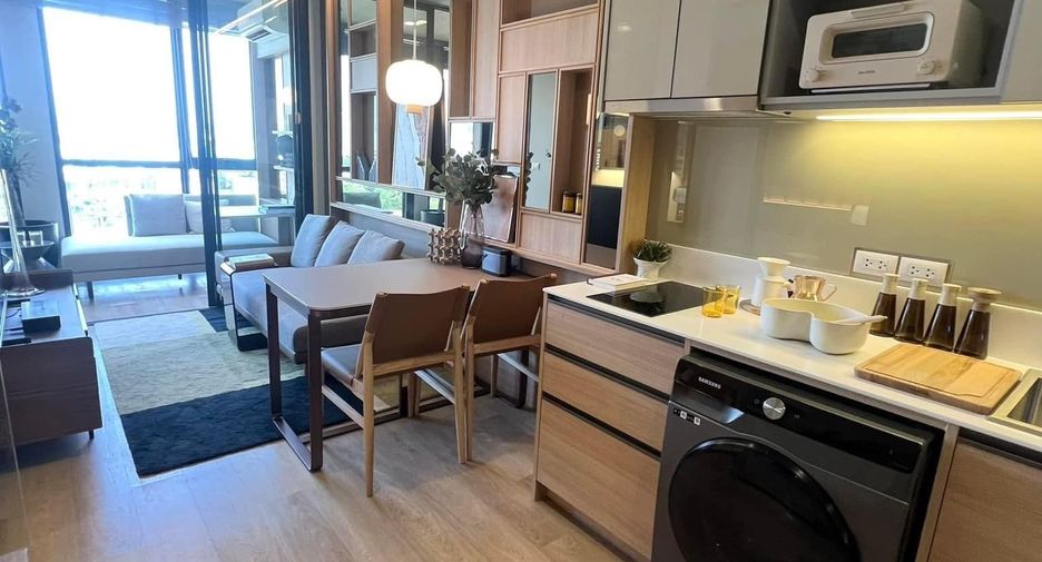 For sale 1 bed condo in Sathon, Bangkok