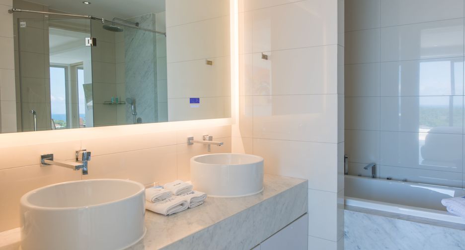 For rent 2 bedrooms condo in Mueang Phuket, Phuket