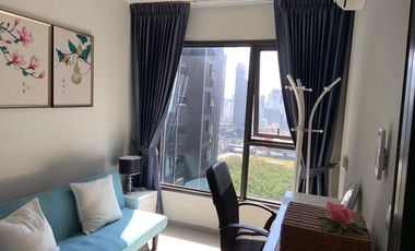Condo en alquiler de 1 habitaciones en Huai Khwang, Bangkok