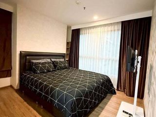For rent 2 bedrooms condo in Yan Nawa, Bangkok