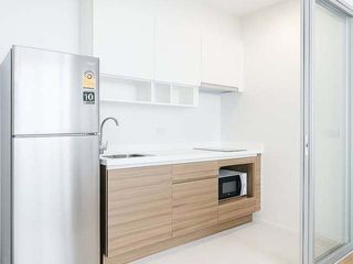 For rent 2 bedrooms condo in Yan Nawa, Bangkok