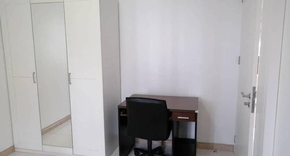 For rent 2 bedrooms condo in Bang Na, Bangkok