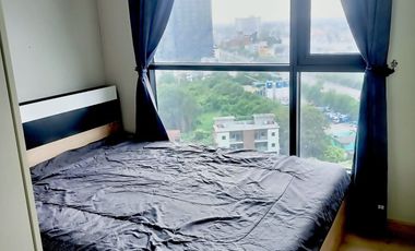 Condo en alquiler de 1 habitaciones en Bang Phlat, Bangkok