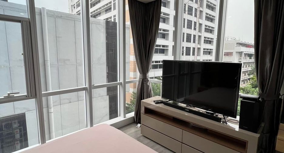 For sale 2 bedrooms condo in Sathon, Bangkok