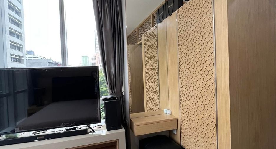For sale 2 bedrooms condo in Sathon, Bangkok