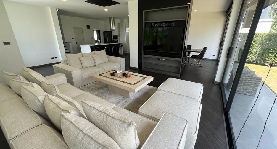 For sale 3 bedrooms house in Mueang Phuket, Phuket