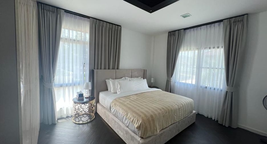 For sale 3 bedrooms house in Mueang Phuket, Phuket
