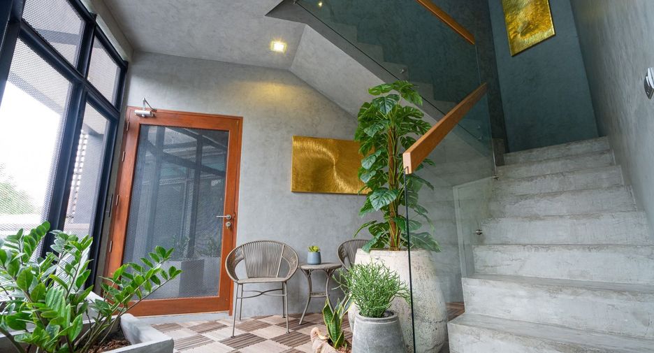 À vendre 5 chambres villa à Watthana, Bangkok