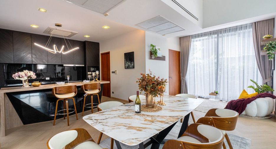 À vendre 5 chambres villa à Watthana, Bangkok